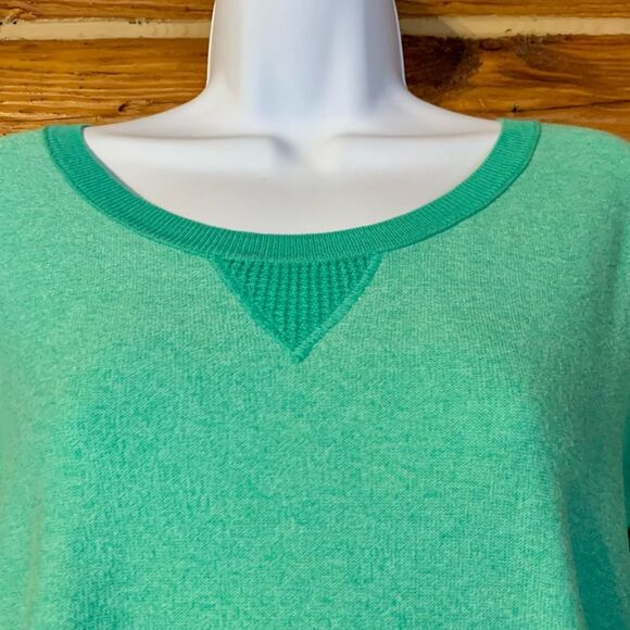 American Eagle Outfitters Green Lightweight Crewneck Sweater Small - Picture 2 of 7